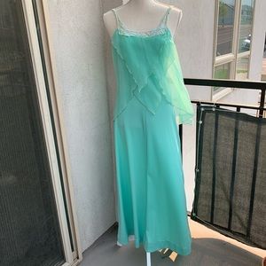 Vintage 70s green maxi dress XS